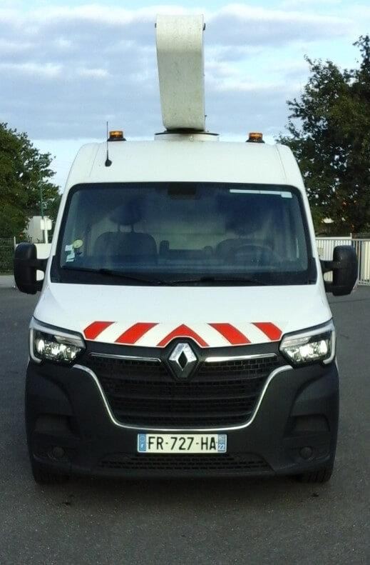 Renault Master 145.35 FG Tronqué L2H2 Nacelle Pack éco - Veoautolt tõusev platvorm: pilt 1 Renault Master 145.35 FG Tronqué L2H2 Nacelle Pack éco - Veoautolt tõusev platvorm: pilt 1