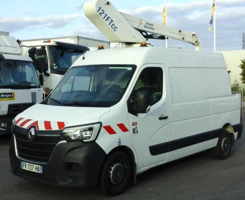Renault Master 145.35 FG Tronqué L2H2 Nacelle Pack éco - Veoautolt tõusev platvorm: pilt 3 Renault Master 145.35 FG Tronqué L2H2 Nacelle Pack éco - Veoautolt tõusev platvorm: pilt 3