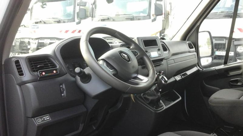 Renault Master 145.35 FG Tronqué L2H2 Nacelle Pack éco - Veoautolt tõusev platvorm: pilt 5 Renault Master 145.35 FG Tronqué L2H2 Nacelle Pack éco - Veoautolt tõusev platvorm: pilt 5