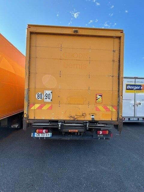 Renault Midlum 180.12 H Extra light Fourgon polyfond avec Hayon repliable - Kasti veoauto: pilt 2 Renault Midlum 180.12 H Extra light Fourgon polyfond avec Hayon repliable - Kasti veoauto: pilt 2