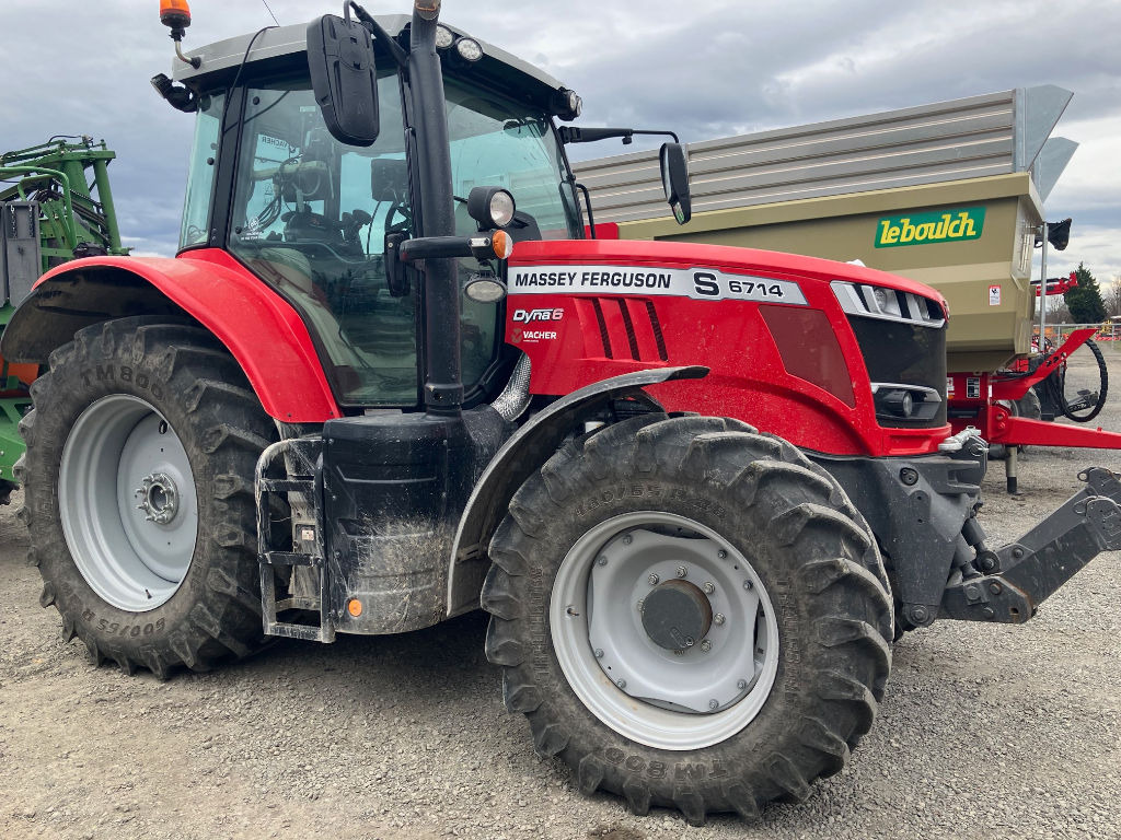 Massey Ferguson 6714S D6 EFFICIENT - Traktor: pilt 1 Massey Ferguson 6714S D6 EFFICIENT - Traktor: pilt 1