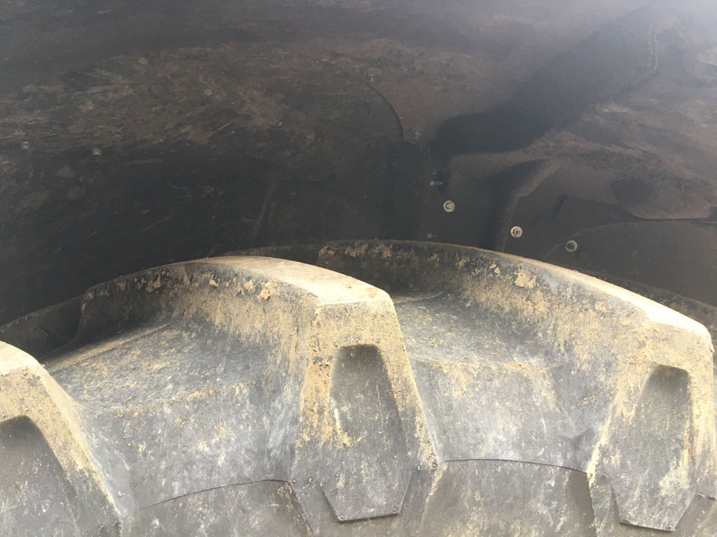 Massey Ferguson 6714S D6 EFFICIENT - Traktor: pilt 3 Massey Ferguson 6714S D6 EFFICIENT - Traktor: pilt 3