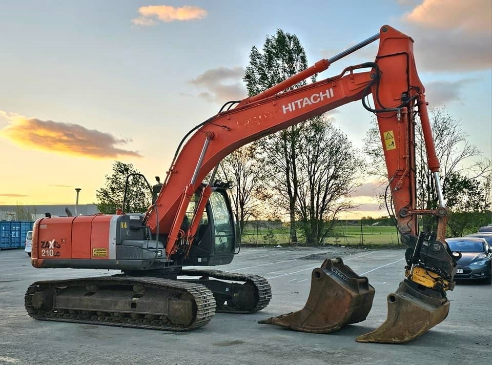 Hitachi ZX 210 LC-3 - Lintekskavaator: pilt 5 Hitachi ZX 210 LC-3 - Lintekskavaator: pilt 5