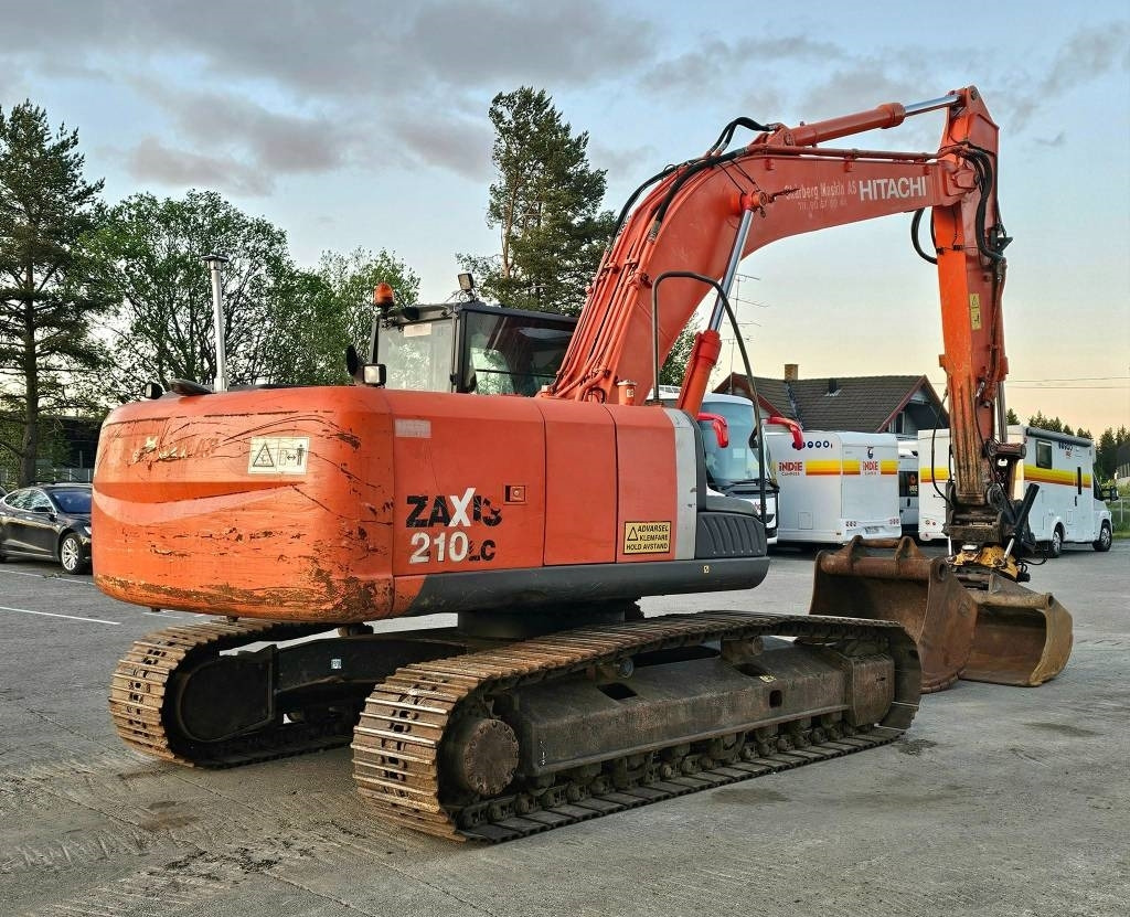 Hitachi ZX 210 LC-3 - Lintekskavaator: pilt 4 Hitachi ZX 210 LC-3 - Lintekskavaator: pilt 4