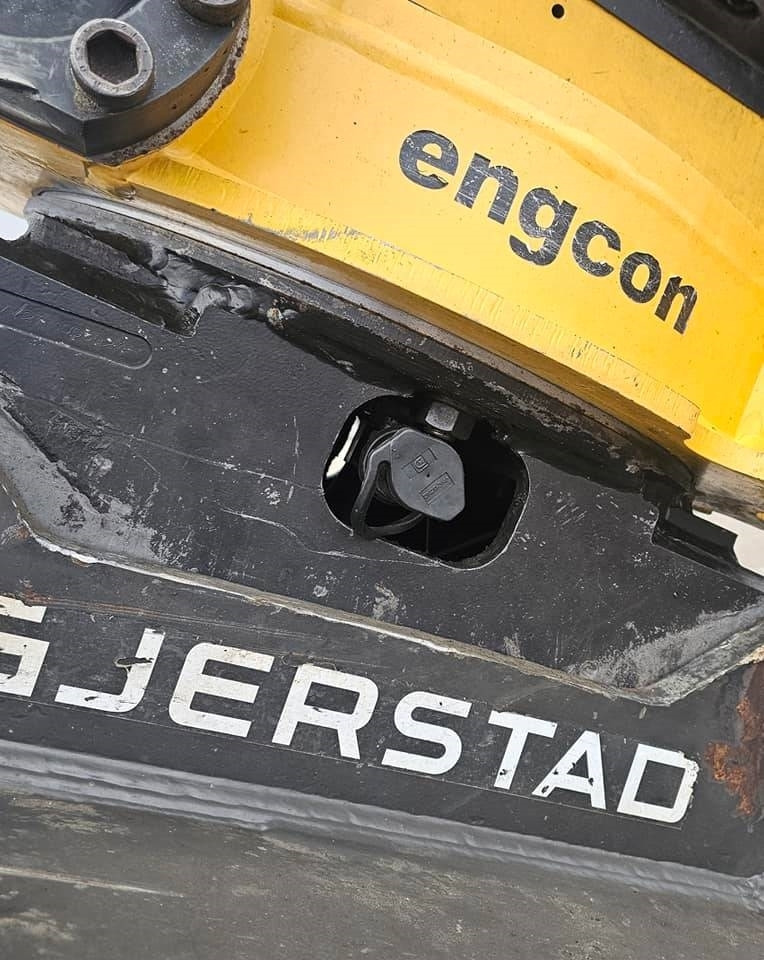 Lintekskavaator Hitachi ZX 300 LC-6: pilt 24