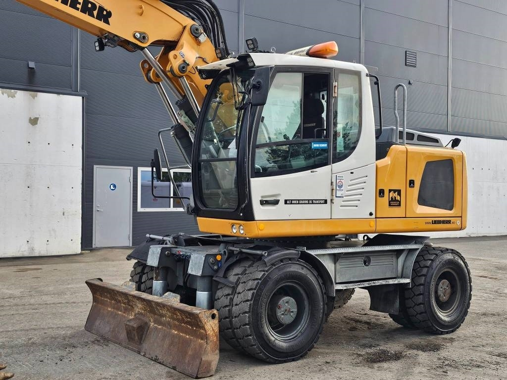 Liebherr A 916  liising Liebherr A 916: pilt 8