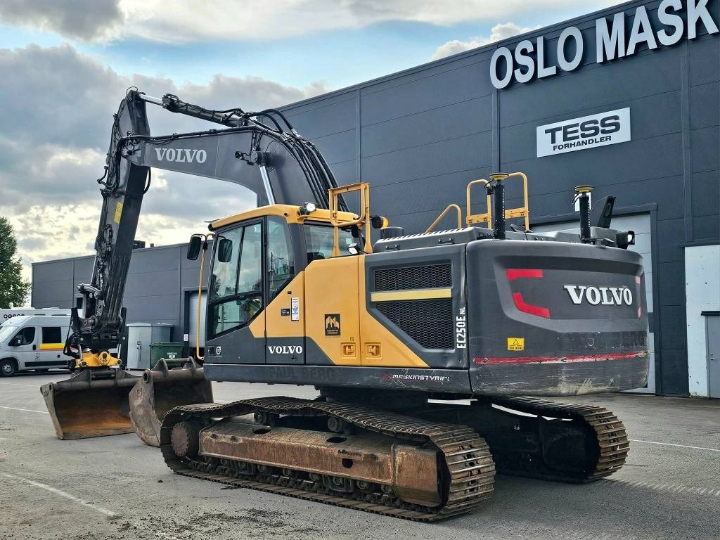 Volvo EC250 ENL - Lintekskavaator: pilt 3 Volvo EC250 ENL - Lintekskavaator: pilt 3