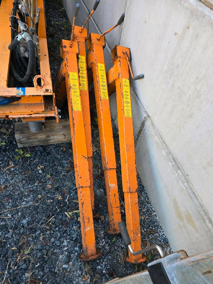 4x Stützen für Salzstreuer Container Wohnkabine Schmidt Epoke Gmeiner Salzsilo Streuautomat Winterdienst - Liiva-/ Soolajaotur: pilt 1 4x Stützen für Salzstreuer Container Wohnkabine Schmidt Epoke Gmeiner Salzsilo Streuautomat Winterdienst - Liiva-/ Soolajaotur: pilt 1