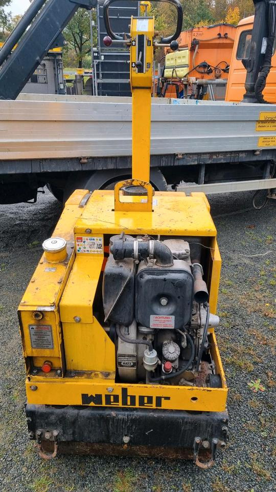 DVH 701 Weber Walze Glattmantel Walze Rüttelwalze Dublex Vibrationswalze  Rüttelplatte Strassenwalze Plattenverdichter DVH 603 - Mini teerull: pilt 2 DVH 701 Weber Walze Glattmantel Walze Rüttelwalze Dublex Vibrationswalze  Rüttelplatte Strassenwalze Plattenverdichter DVH 603 - Mini teerull: pilt 2