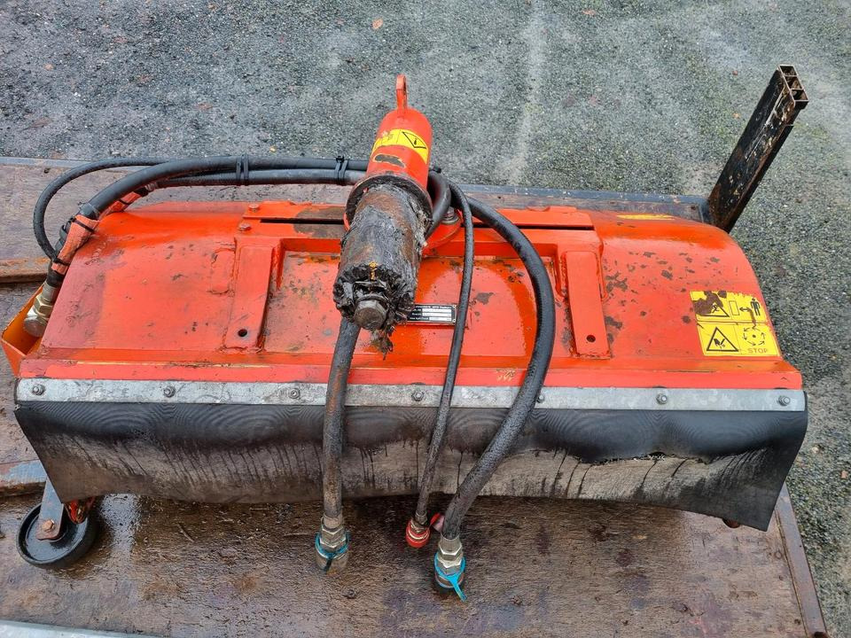 Dücker MK10 Mulchkopf Mähausleger Böschungsmulcher Böschungsmäher - Hooldusniiduk/ Multšer: pilt 2 Dücker MK10 Mulchkopf Mähausleger Böschungsmulcher Böschungsmäher - Hooldusniiduk/ Multšer: pilt 2