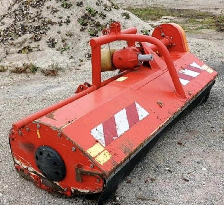 Dücker PMK21 2017 Frontmulchgerät Mulcher Mulchgerät Traktor - Hooldusniiduk: pilt 3 Dücker PMK21 2017 Frontmulchgerät Mulcher Mulchgerät Traktor - Hooldusniiduk: pilt 3