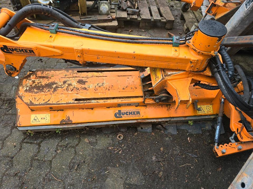 Dücker Randstreifenmäher vom DUA 800 700 Banketmäher Böschungsmäher Auslegemäher für Unimog Mulag Mähausleger - Poomniiduk: pilt 5 Dücker Randstreifenmäher vom DUA 800 700 Banketmäher Böschungsmäher Auslegemäher für Unimog Mulag Mähausleger - Poomniiduk: pilt 5