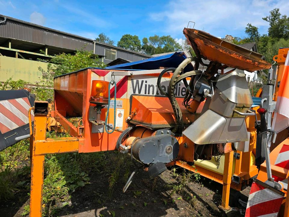 Gmeiner STA 1300 1,3m3 Salzstreuer Salzsilo Streuautomat Tremo Multicar Ladog Unimog - Liiva-/ Soolajaotur: pilt 1 Gmeiner STA 1300 1,3m3 Salzstreuer Salzsilo Streuautomat Tremo Multicar Ladog Unimog - Liiva-/ Soolajaotur: pilt 1