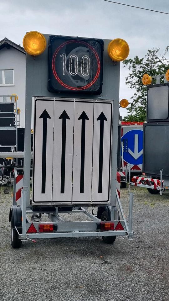 Haagis Nissen Fahrbare Vorwarntafel Typ VLT 1-08-70 Verkehrsleittafel Verkehrsleitanhänger Verkehrssicherungsanhänger Leitanhänger Leittafel Absperrtafel FAT: pilt 6
