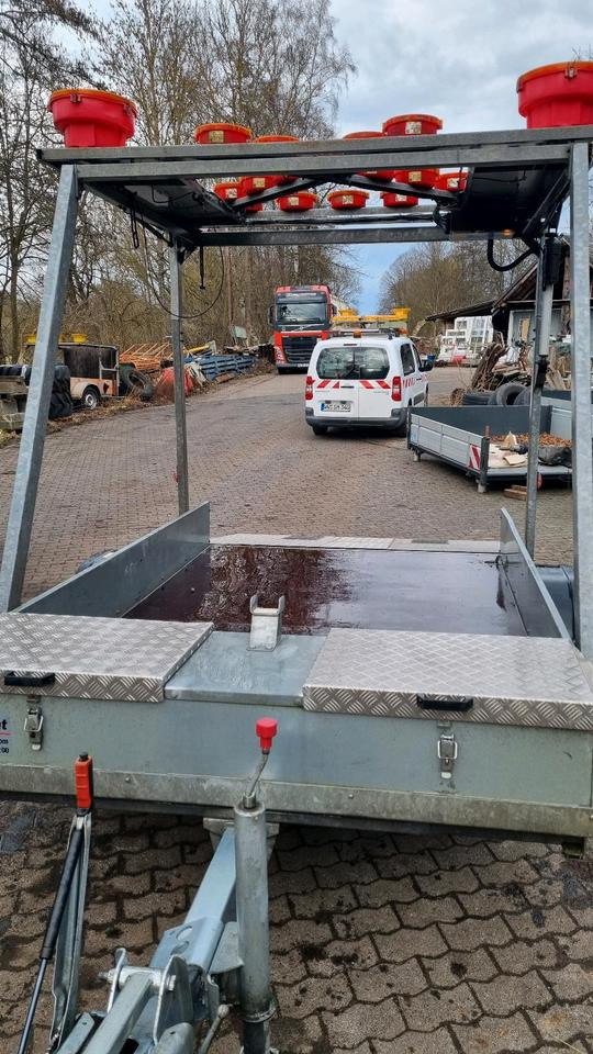 Trebbiner LED Absperrtafel 2019 FAT Sperrwand Verkehrsleittafel Verkehrsleitanhänger Verkehrssicherungsanhänger Leitanhänger VZ616 RSA21 - Haagis: pilt 5 Trebbiner LED Absperrtafel 2019 FAT Sperrwand Verkehrsleittafel Verkehrsleitanhänger Verkehrssicherungsanhänger Leitanhänger VZ616 RSA21 - Haagis: pilt 5