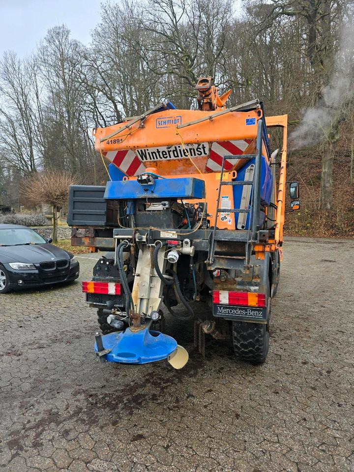 Mercedes-Benz Unimog 405 U400 mit Mulag MKM 700 Schmidt Stratos Salzstreuer 400 500 300 423 430 527 Dücker - Kommunaal-/ Erisõiduk: pilt 5 Mercedes-Benz Unimog 405 U400 mit Mulag MKM 700 Schmidt Stratos Salzstreuer 400 500 300 423 430 527 Dücker - Kommunaal-/ Erisõiduk: pilt 5