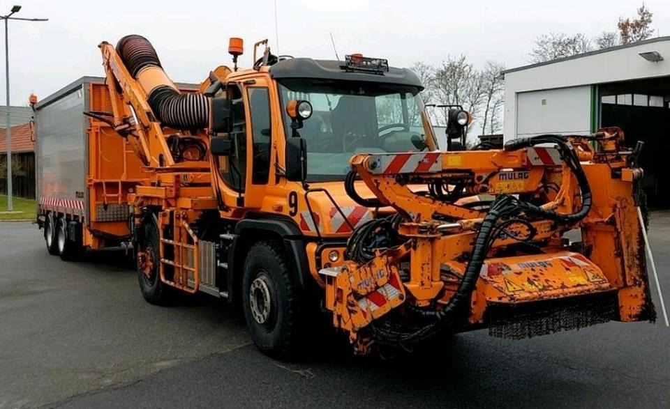 Unimog U527 mit Mulag Saugmähkombination SB 600 MFK 600 Abschiebewagen Mercedes-Benz Böschungsmäher Böschungsmulcher Hangmäher 530 U 527 535 430 405 427 Abschieber Mähanhänger Dücker - Kommunaal-/ Erisõiduk: pilt 1 Unimog U527 mit Mulag Saugmähkombination SB 600 MFK 600 Abschiebewagen Mercedes-Benz Böschungsmäher Böschungsmulcher Hangmäher 530 U 527 535 430 405 427 Abschieber Mähanhänger Dücker - Kommunaal-/ Erisõiduk: pilt 1