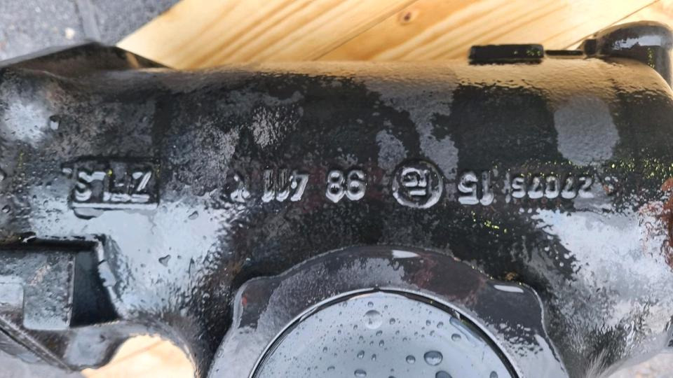 Lenkgetriebe Unimog 405 U423 Servolenkung  430 427 429 527 530 Mercedes Benz - Roolikarp - Kommunaal-/ Erisõiduk: pilt 3 Lenkgetriebe Unimog 405 U423 Servolenkung  430 427 429 527 530 Mercedes Benz - Roolikarp - Kommunaal-/ Erisõiduk: pilt 3
