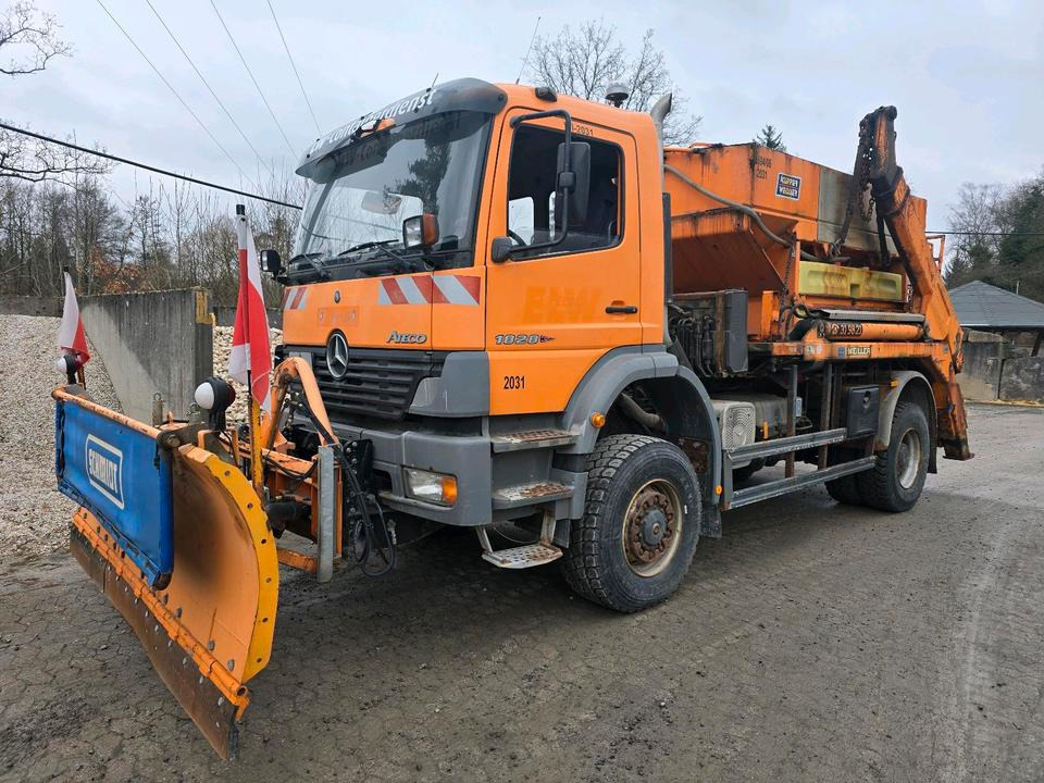 Mercedes-Benz Atego 1828 AK Absetzkipper Meiller Schmidt Schneepflug Küpper-Weisser Salzstreuer Allrad - Lumekoristusmasina: pilt 1 Mercedes-Benz Atego 1828 AK Absetzkipper Meiller Schmidt Schneepflug Küpper-Weisser Salzstreuer Allrad - Lumekoristusmasina: pilt 1