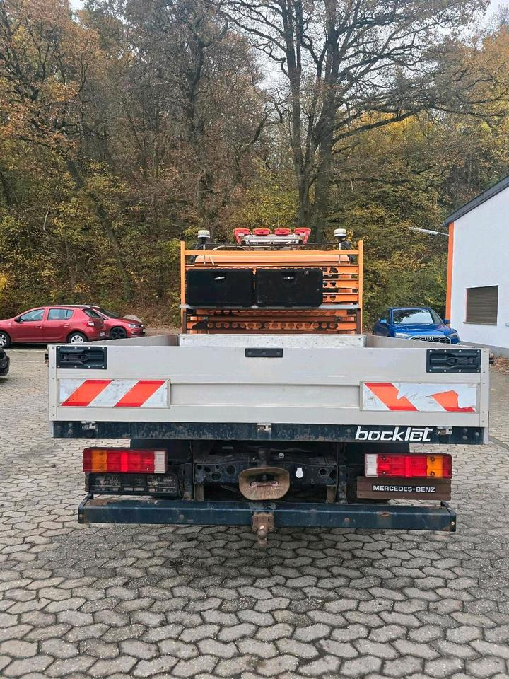 Mercedes-Benz Vario 613D Bluetec 5 Pritsche Doka LKW - Madelauto, Meeskonnaauto: pilt 3 Mercedes-Benz Vario 613D Bluetec 5 Pritsche Doka LKW - Madelauto, Meeskonnaauto: pilt 3