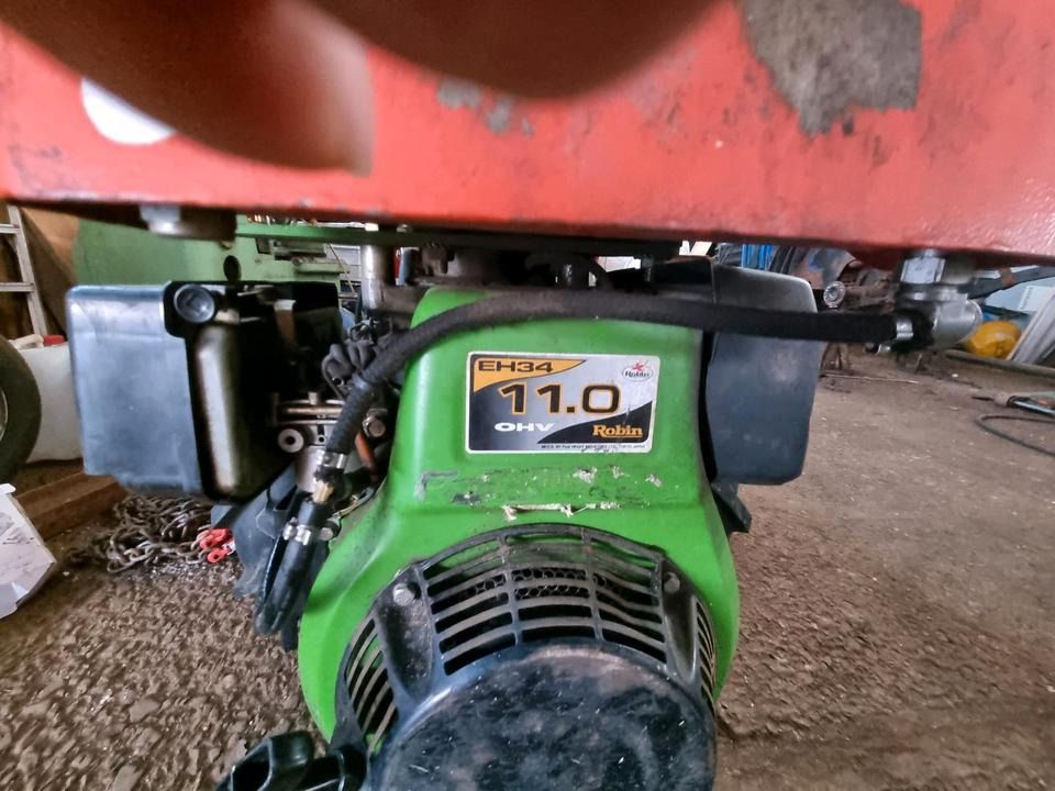 Motormäher Agria 5500 KL Grizzly Böschungsmulcher Hangmäher Reform Aebi Rasenmäher Mähausleger Böschungsmulcher Seitenmulcher Mulchgerät - Muruniiduk: pilt 4 Motormäher Agria 5500 KL Grizzly Böschungsmulcher Hangmäher Reform Aebi Rasenmäher Mähausleger Böschungsmulcher Seitenmulcher Mulchgerät - Muruniiduk: pilt 4