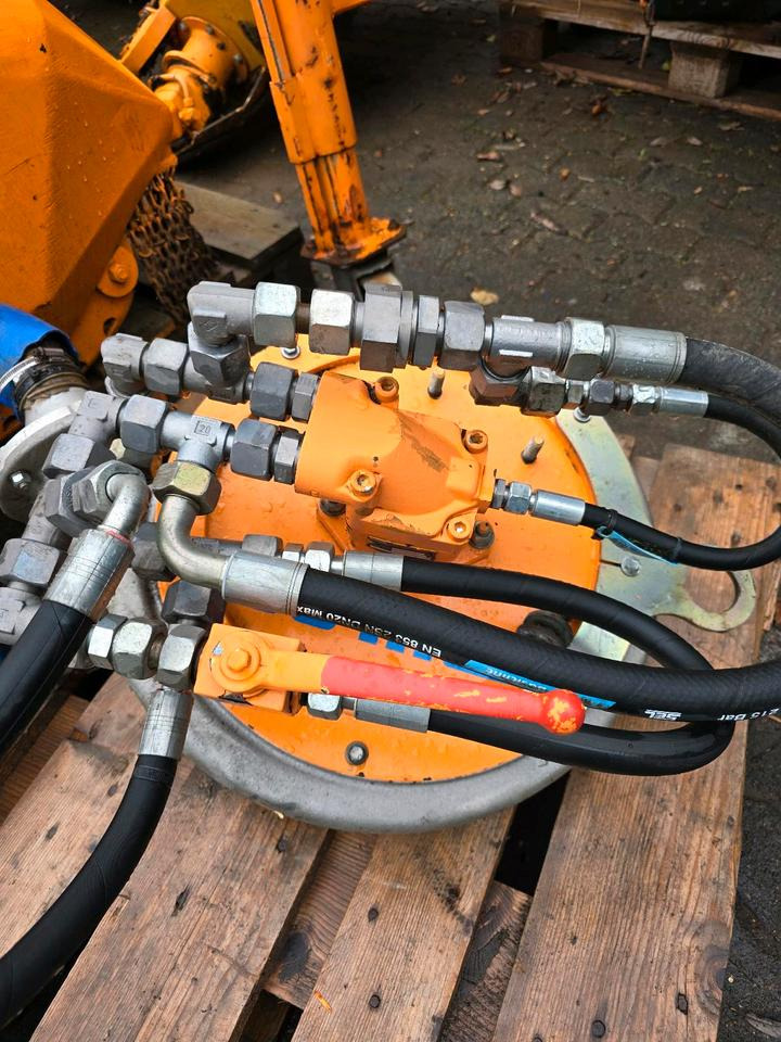 Mulag Gebläse MKM 700 Mähausleger Böschungsmäher Böschungsmulcher FME 600 700 500 MFK 500 600 unimog Mercedes-Benz - Poomniiduk: pilt 4 Mulag Gebläse MKM 700 Mähausleger Böschungsmäher Böschungsmulcher FME 600 700 500 MFK 500 600 unimog Mercedes-Benz - Poomniiduk: pilt 4