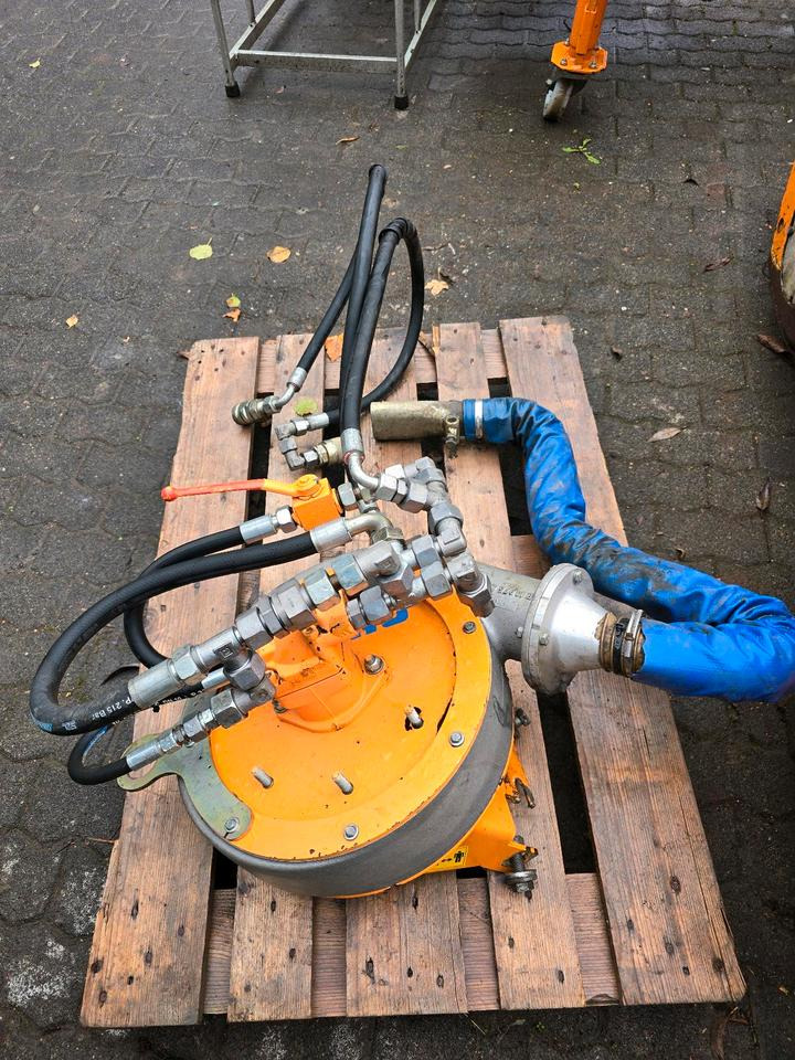Mulag Gebläse MKM 700 Mähausleger Böschungsmäher Böschungsmulcher FME 600 700 500 MFK 500 600 unimog Mercedes-Benz - Poomniiduk: pilt 2 Mulag Gebläse MKM 700 Mähausleger Böschungsmäher Böschungsmulcher FME 600 700 500 MFK 500 600 unimog Mercedes-Benz - Poomniiduk: pilt 2