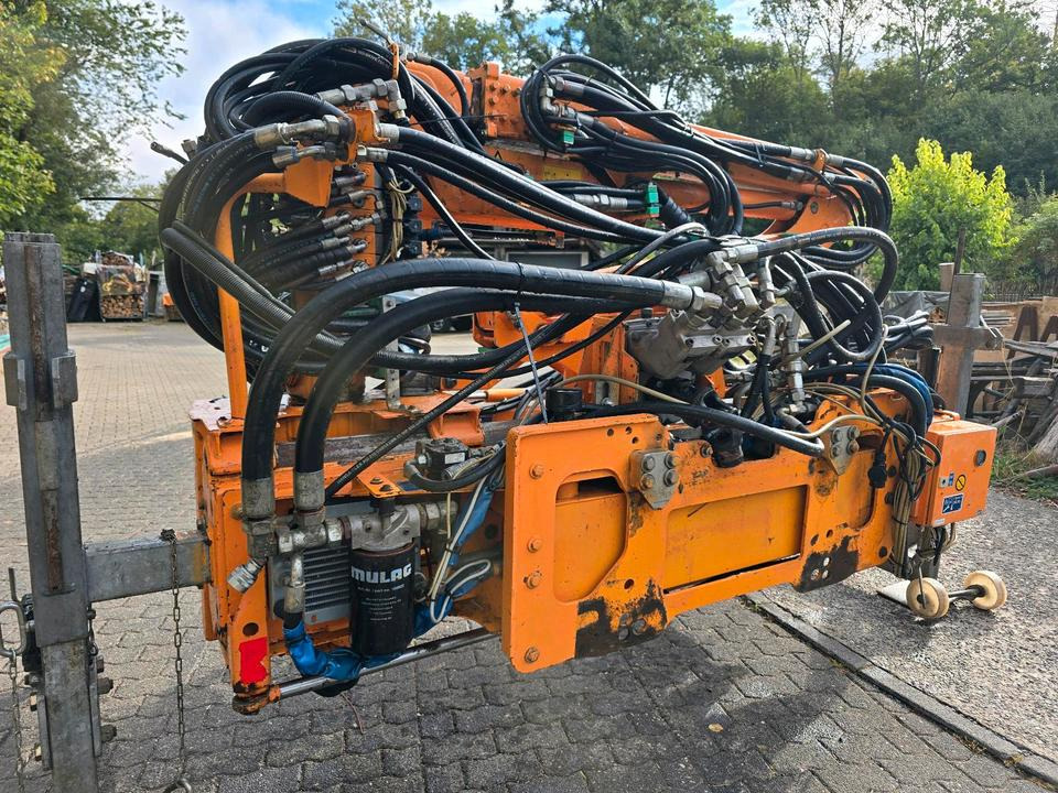 Mulag MFK 600 Mähausleger mit Randstreifenmäher MRF 350 Böschungsmäher Böschungsmulcher Hangmäher MKM 700 FME 600 500 - Poomniiduk: pilt 2 Mulag MFK 600 Mähausleger mit Randstreifenmäher MRF 350 Böschungsmäher Böschungsmulcher Hangmäher MKM 700 FME 600 500 - Poomniiduk: pilt 2