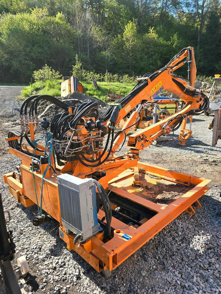 Mulag MHU 800 2013 Mähausleger Böschungsmäher Böschungsmulcher für Unimog 405 U 300 400 500 318 423 427 430 527 535 530 Mercedes-Benz - Poomniiduk: pilt 1 Mulag MHU 800 2013 Mähausleger Böschungsmäher Böschungsmulcher für Unimog 405 U 300 400 500 318 423 427 430 527 535 530 Mercedes-Benz - Poomniiduk: pilt 1