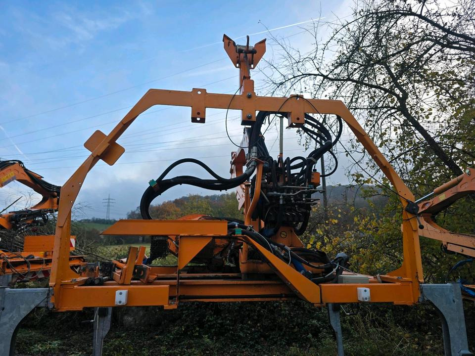 Mulag MHU 800 Mähausleger Teleskop Böschungsmäher Böschungsmulcher für Unimog 405 U 300 400 500 318 423 427 430 527 535 530 Mercedes-Benz - Poomniiduk: pilt 4 Mulag MHU 800 Mähausleger Teleskop Böschungsmäher Böschungsmulcher für Unimog 405 U 300 400 500 318 423 427 430 527 535 530 Mercedes-Benz - Poomniiduk: pilt 4