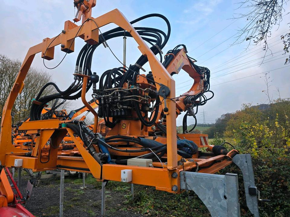 Mulag MHU 800 Mähausleger Teleskop Böschungsmäher Böschungsmulcher für Unimog 405 U 300 400 500 318 423 427 430 527 535 530 Mercedes-Benz - Poomniiduk: pilt 5 Mulag MHU 800 Mähausleger Teleskop Böschungsmäher Böschungsmulcher für Unimog 405 U 300 400 500 318 423 427 430 527 535 530 Mercedes-Benz - Poomniiduk: pilt 5