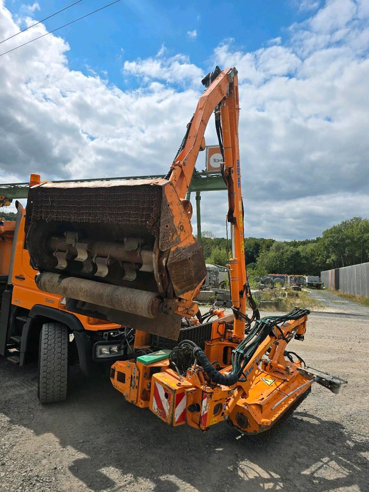 Mulag MKM 700 Mähausleger 2015 Böschungsmäher Böschungsmulcher Tandemmäher Für Unimog UGE UGN 405 427 424 U400 300 500 - Poomniiduk: pilt 5 Mulag MKM 700 Mähausleger 2015 Böschungsmäher Böschungsmulcher Tandemmäher Für Unimog UGE UGN 405 427 424 U400 300 500 - Poomniiduk: pilt 5