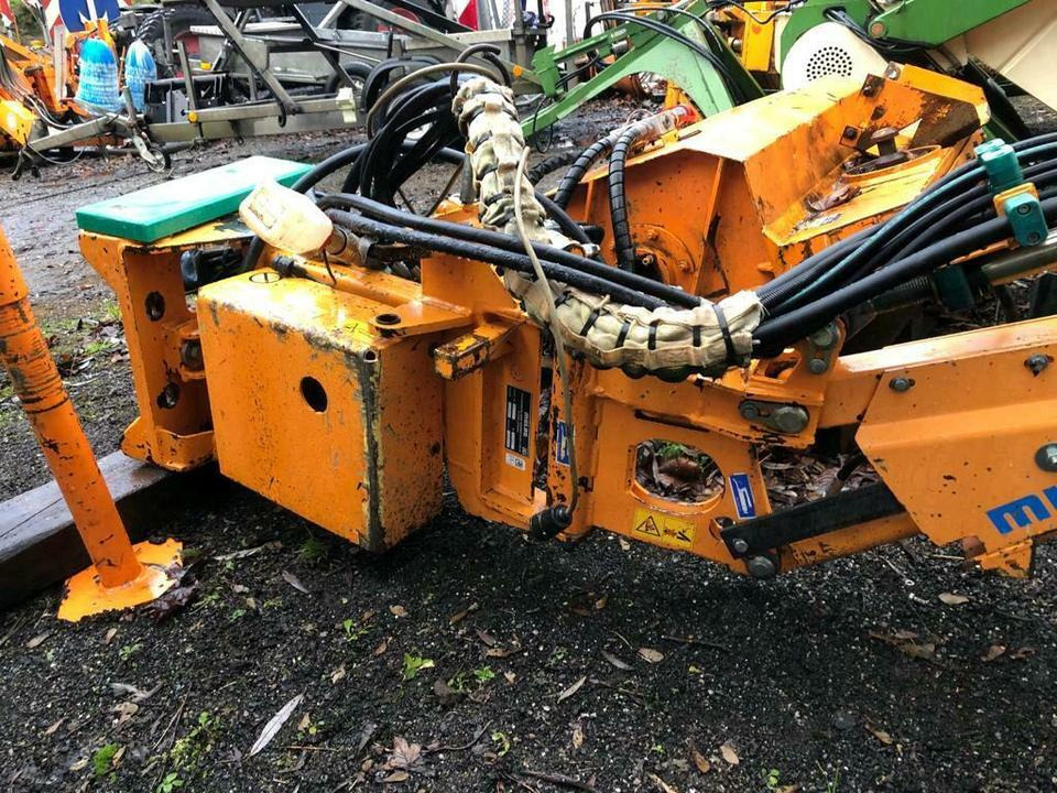Mulag MRK 300 Randstreifenmäher Böschungsmulcher Mähausleger MKM - Külgniiduk: pilt 2 Mulag MRK 300 Randstreifenmäher Böschungsmulcher Mähausleger MKM - Külgniiduk: pilt 2