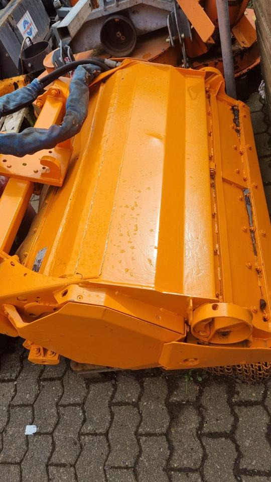 Mulag UMK12 aus 2016 für Mähausleger FME MKM Böschungsmulcher Böschungsmäher Seitenmulcher Randstreifenmäher für Unimog U400 405 u 300 500 427 Dücker - Hooldusniiduk/ Multšer: pilt 3 Mulag UMK12 aus 2016 für Mähausleger FME MKM Böschungsmulcher Böschungsmäher Seitenmulcher Randstreifenmäher für Unimog U400 405 u 300 500 427 Dücker - Hooldusniiduk/ Multšer: pilt 3