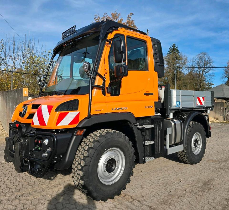 NEUFAHRZEUG Unimog U219 EAS NKS-Z-UGE-43 Mercedes-Benz 405/10 405/12 UGE Mercedes-Benz U 318 323 327 423 427 429 430 EasyDrive - Lumekoristusmasina: pilt 1 NEUFAHRZEUG Unimog U219 EAS NKS-Z-UGE-43 Mercedes-Benz 405/10 405/12 UGE Mercedes-Benz U 318 323 327 423 427 429 430 EasyDrive - Lumekoristusmasina: pilt 1