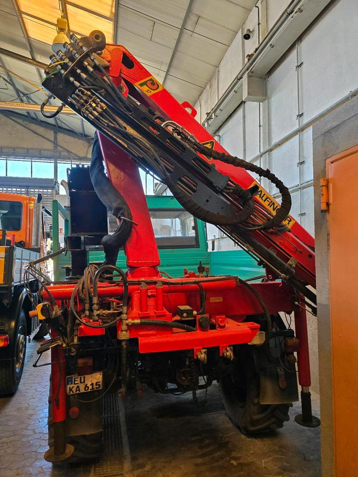 Palfinger PK3700 A Kran für Unimog Mercedes-Benz U1000 1200 1400 1600 2100 1700 1500 U 400 300 500 Greifschaufel Kingshofer Holzzange - Kraana-manipulaator: pilt 1 Palfinger PK3700 A Kran für Unimog Mercedes-Benz U1000 1200 1400 1600 2100 1700 1500 U 400 300 500 Greifschaufel Kingshofer Holzzange - Kraana-manipulaator: pilt 1