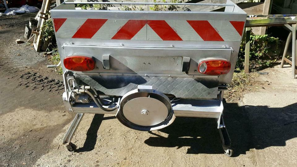 Salzstreuer Schmidt Winterdienst Unimog Multicar Tremo Fendt deut - Liiva-/ Soolajaotur: pilt 3 Salzstreuer Schmidt Winterdienst Unimog Multicar Tremo Fendt deut - Liiva-/ Soolajaotur: pilt 3