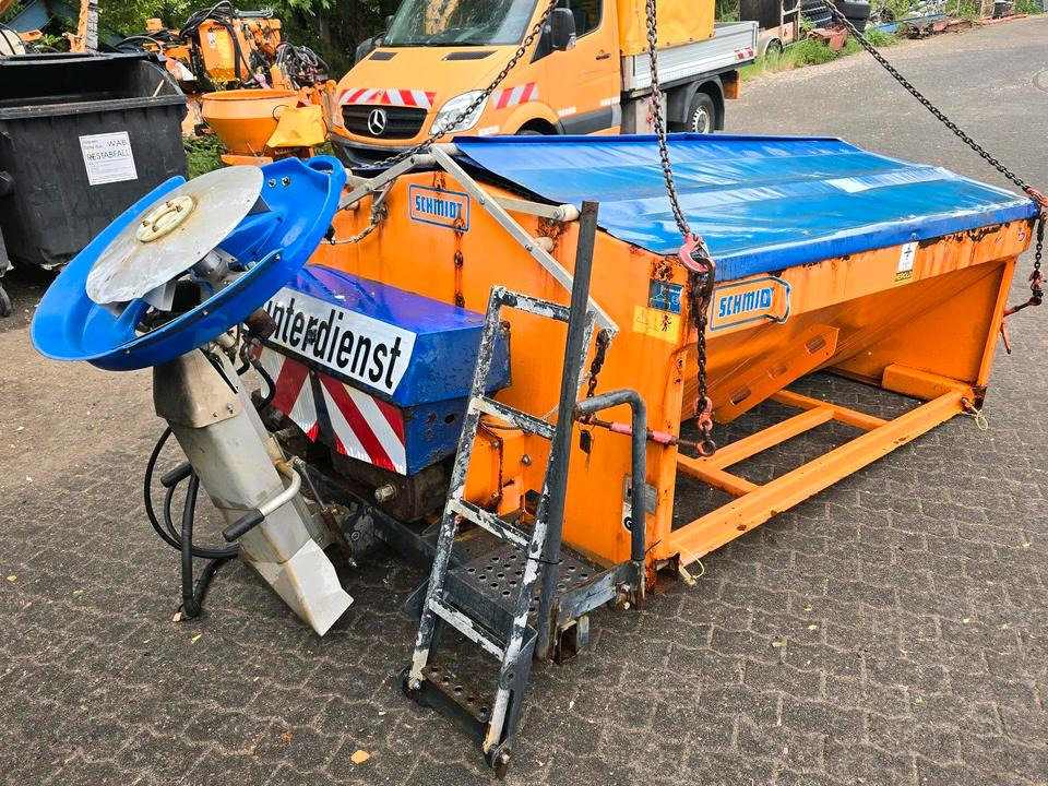 Salzstreuer Stratos F25K-19 für Unimog UGN UGE 424 427 405 U300 U 300 400 500 MERCEDES-BENZ 218 219 318 323 423 427 327 430 429 430 435 Salzsilo Streuautomat Winterdienst - Liiva-/ Soolajaotur: pilt 5 Salzstreuer Stratos F25K-19 für Unimog UGN UGE 424 427 405 U300 U 300 400 500 MERCEDES-BENZ 218 219 318 323 423 427 327 430 429 430 435 Salzsilo Streuautomat Winterdienst - Liiva-/ Soolajaotur: pilt 5