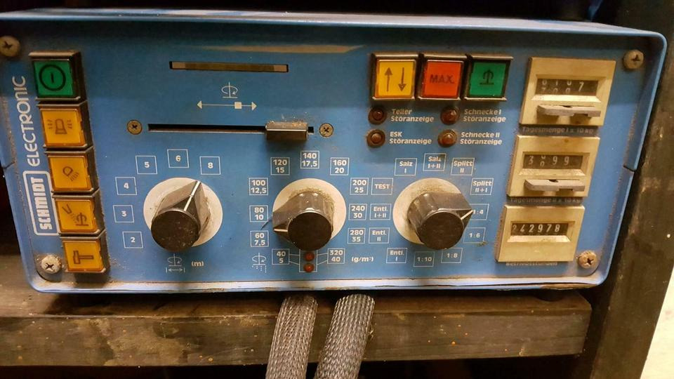 Schmidt Salzstreuer SST DST Hydr. Steuerblock Platine Steuerung - Hüdrauliline klapp - Kommunaal-/ Erisõiduk: pilt 4 Schmidt Salzstreuer SST DST Hydr. Steuerblock Platine Steuerung - Hüdrauliline klapp - Kommunaal-/ Erisõiduk: pilt 4