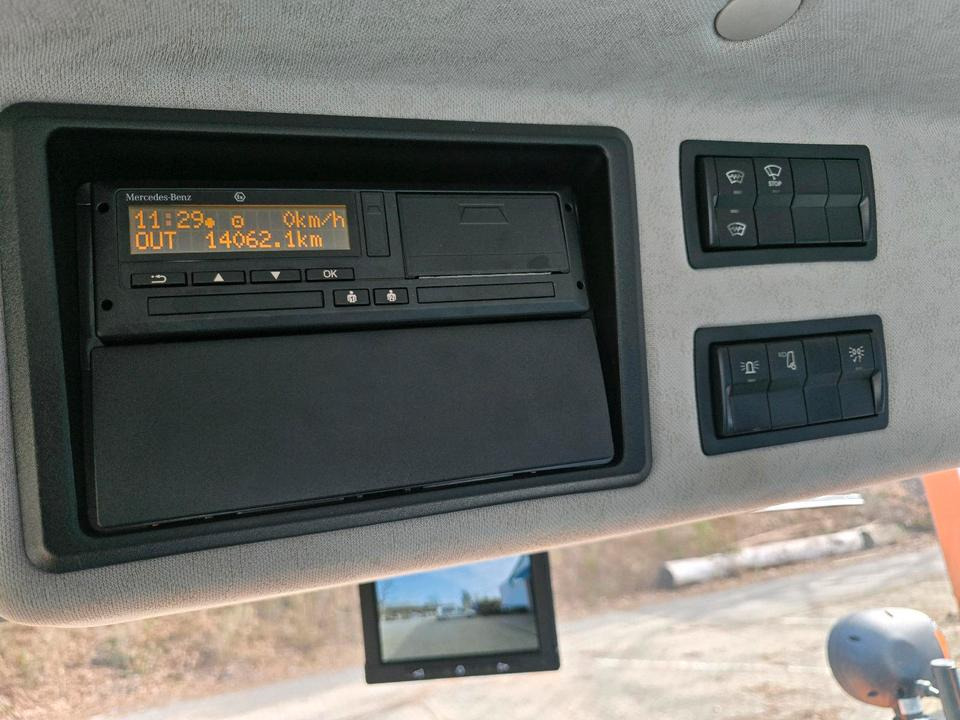 Kallurauto Unimog 218 EAS 14000km Hydrostat Mercedes Benz 405 U 218 219 318 323 427 423: pilt 9