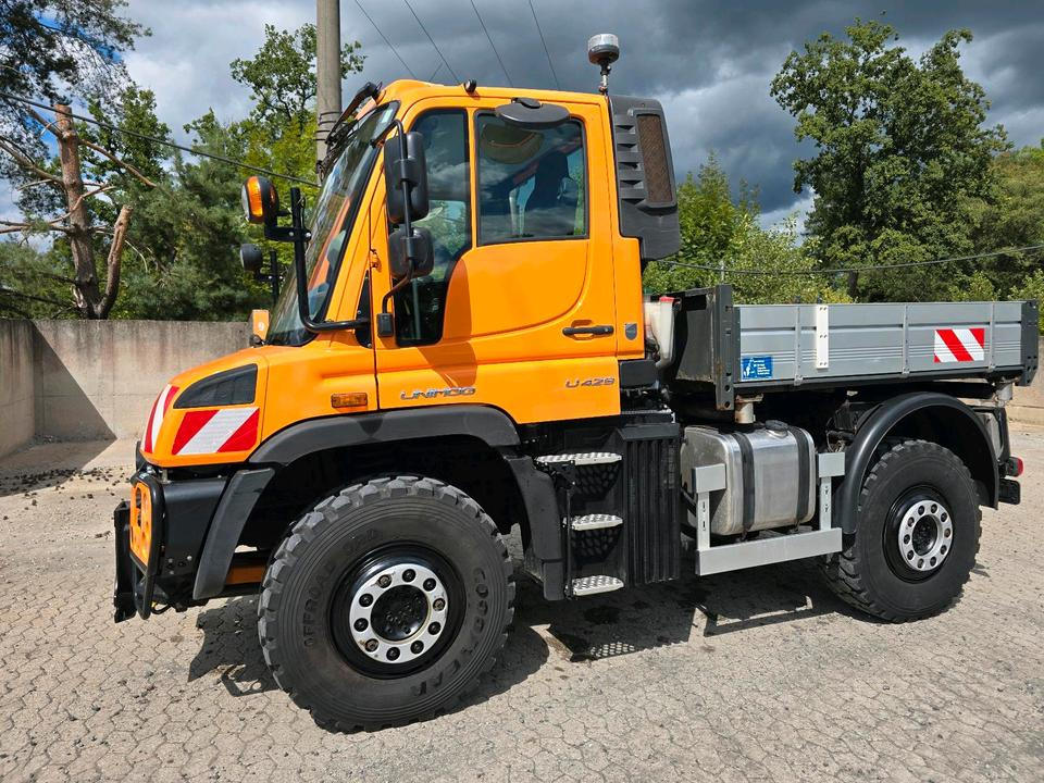 Unimog U429 NKS-F-UGE-42 Mercedes-Benz 405/10 405/12 UGE Mercedes-Benz U 318 323 327 423 427 429 430 EasyDrive Variopilot Mulag MKM 700 Böschungsmäher Böschungsmulcher Bucher Salzstreuer - Lumekoristusmasina: pilt 2 Unimog U429 NKS-F-UGE-42 Mercedes-Benz 405/10 405/12 UGE Mercedes-Benz U 318 323 327 423 427 429 430 EasyDrive Variopilot Mulag MKM 700 Böschungsmäher Böschungsmulcher Bucher Salzstreuer - Lumekoristusmasina: pilt 2