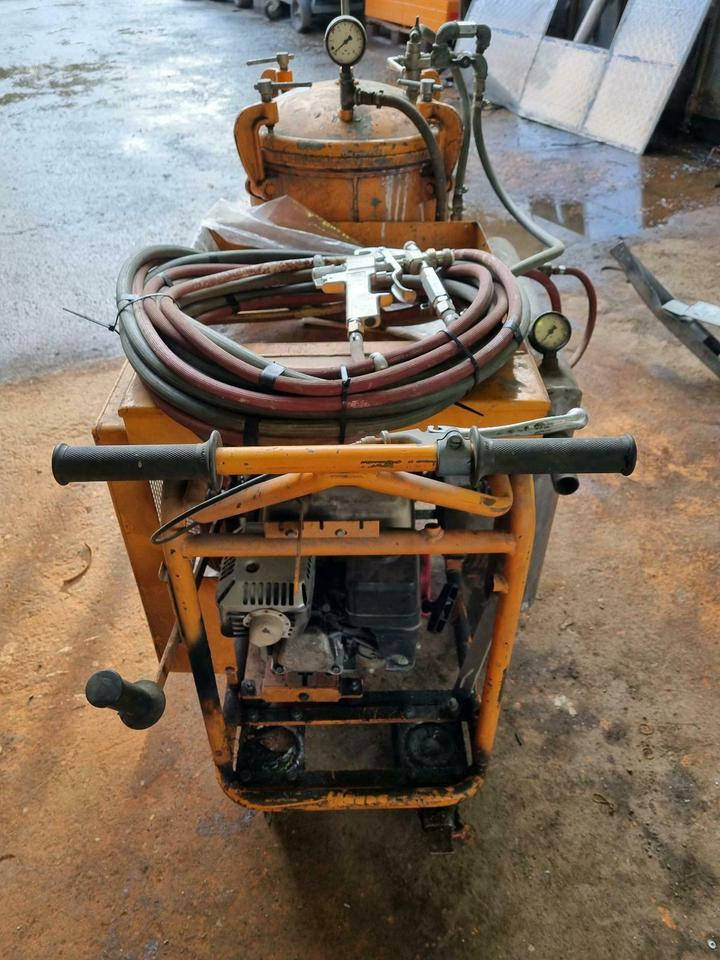 Zindel City Markierungsmaschine Strassenmarkierumg - Asfaldimasin: pilt 2 Zindel City Markierungsmaschine Strassenmarkierumg - Asfaldimasin: pilt 2