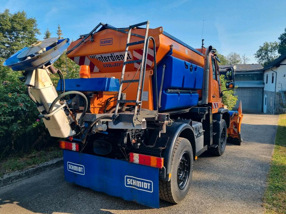 Zu Vermieten! Unimog 405 U400 Winterdienst Schmidt Schneepflug Schneeschild Salzstreuer Leasing Miete - Lumekoristusmasina: pilt 2 Zu Vermieten! Unimog 405 U400 Winterdienst Schmidt Schneepflug Schneeschild Salzstreuer Leasing Miete - Lumekoristusmasina: pilt 2
