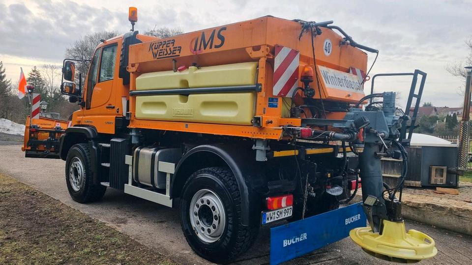 Zu vermieten Unimog 405 U527 Winterdienst Schmidt Salzstreuer 423 429 430 Mercedes Benz 318 527 Vermietung - Lumekoristusmasina: pilt 3 Zu vermieten Unimog 405 U527 Winterdienst Schmidt Salzstreuer 423 429 430 Mercedes Benz 318 527 Vermietung - Lumekoristusmasina: pilt 3
