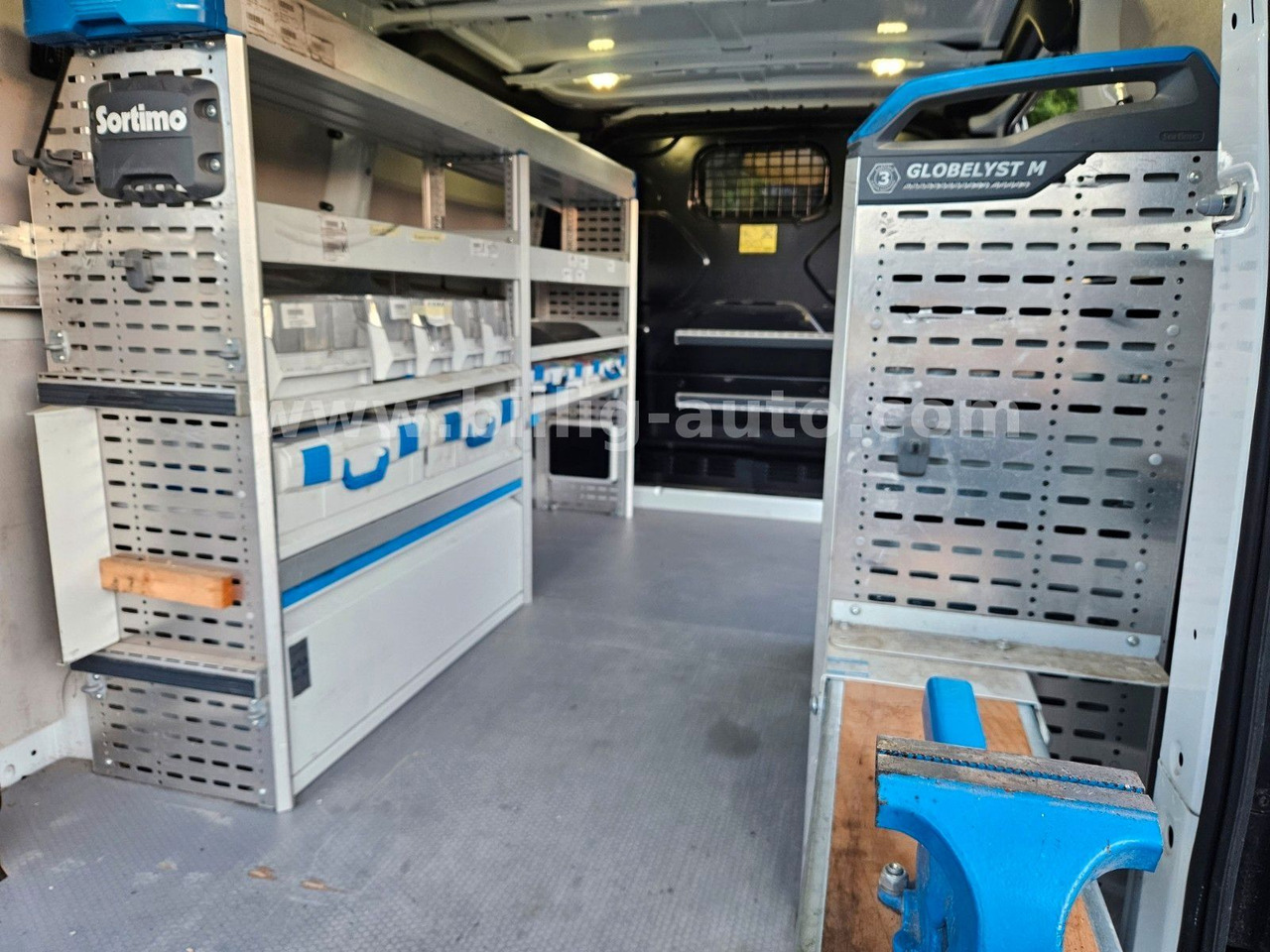Ford Transit Custom Sortimo Werkstatt 1.Hd EU6 - Mikrobuss: pilt 5 Ford Transit Custom Sortimo Werkstatt 1.Hd EU6 - Mikrobuss: pilt 5