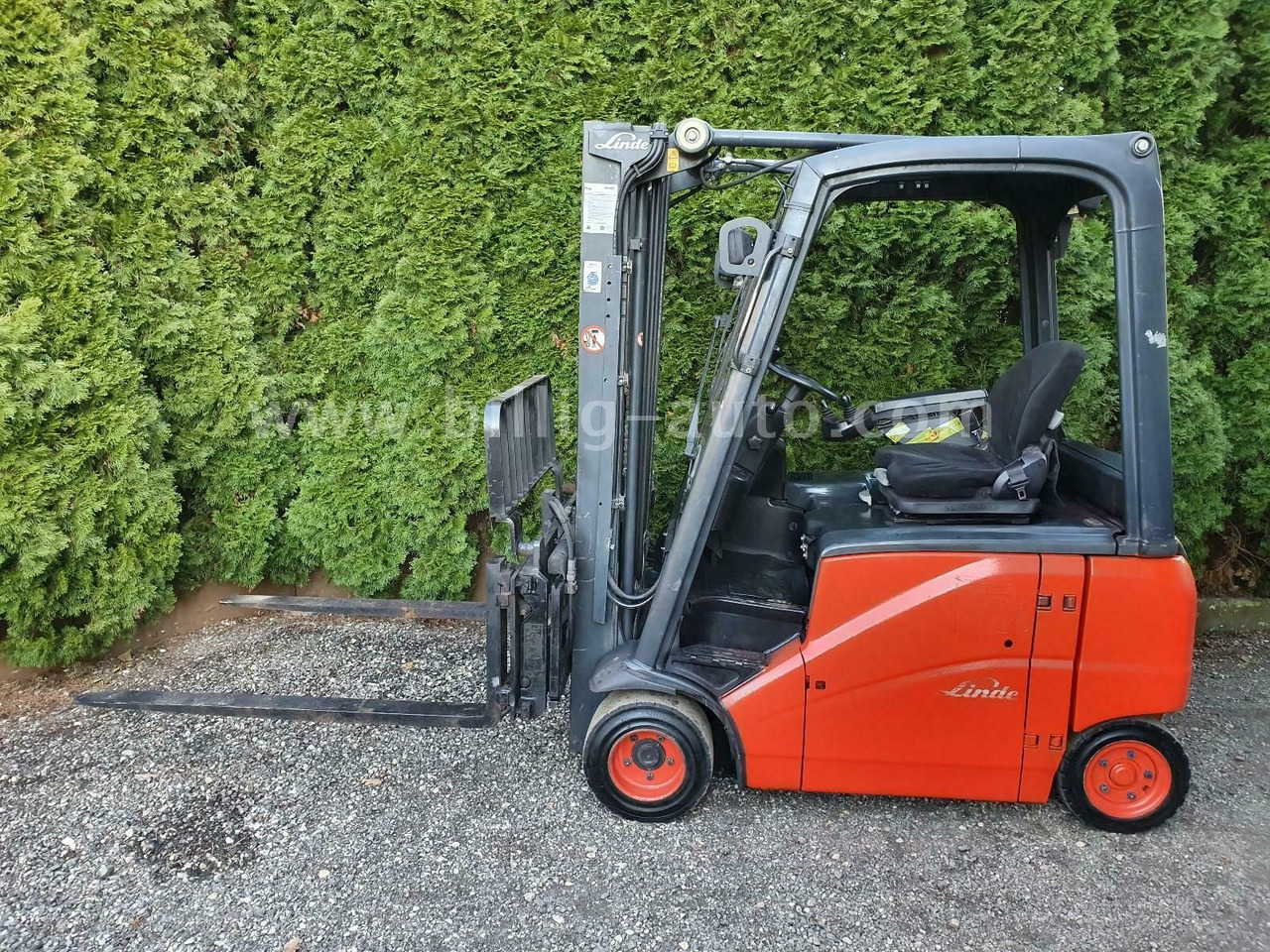 Linde E18 PH 4-Rad Seitenschieber*Zinkenverstellung* - Elektritõstuk: pilt 2 Linde E18 PH 4-Rad Seitenschieber*Zinkenverstellung* - Elektritõstuk: pilt 2