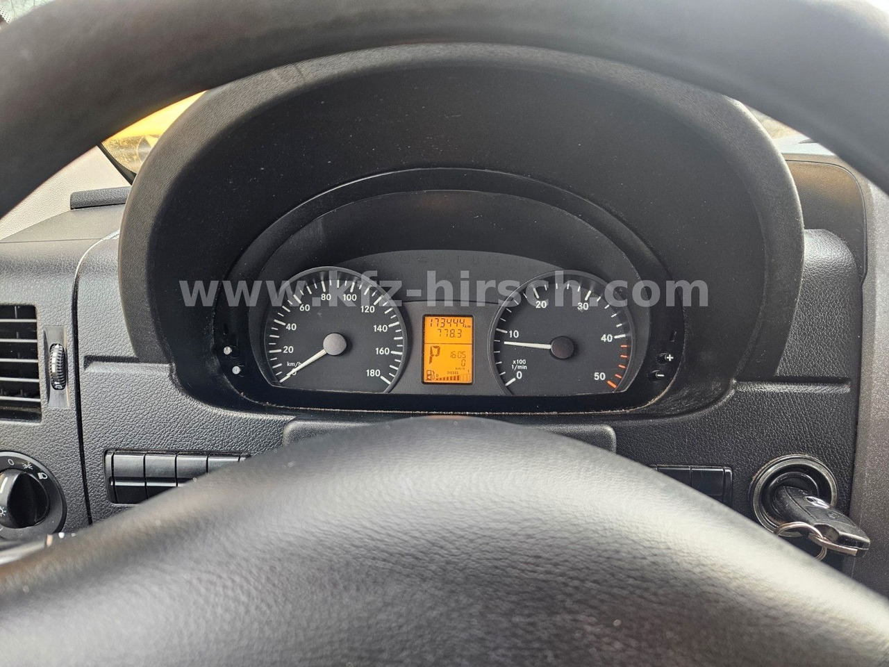 Mercedes-Benz Sprinter Koffer Integralkoffer Transporter Maxi - Auto: pilt 3 Mercedes-Benz Sprinter Koffer Integralkoffer Transporter Maxi - Auto: pilt 3