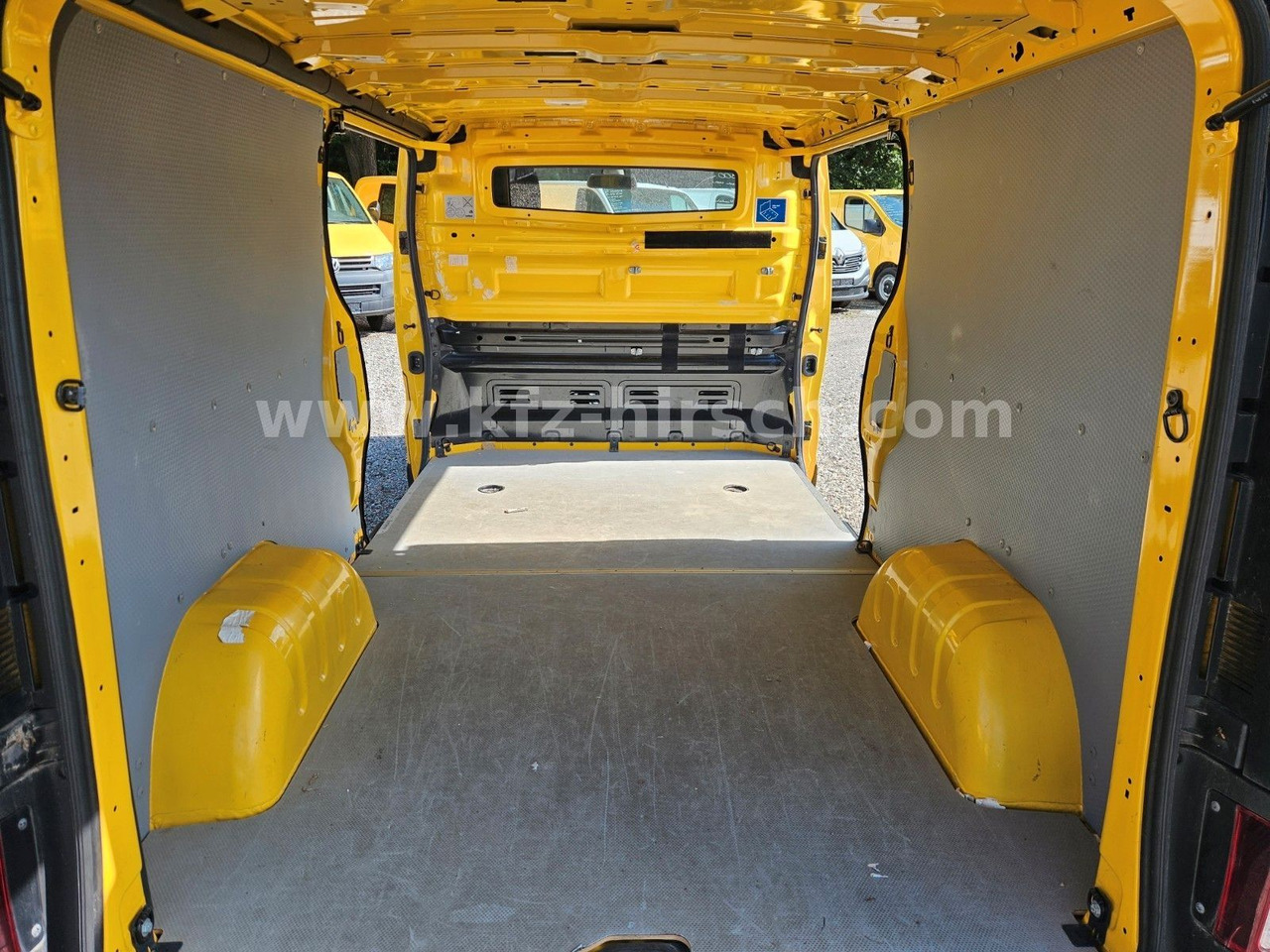 Renault Trafic Kasten L2H1 Maxi Lang Kamera 1.Hand LED - Mikrobuss: pilt 4 Renault Trafic Kasten L2H1 Maxi Lang Kamera 1.Hand LED - Mikrobuss: pilt 4