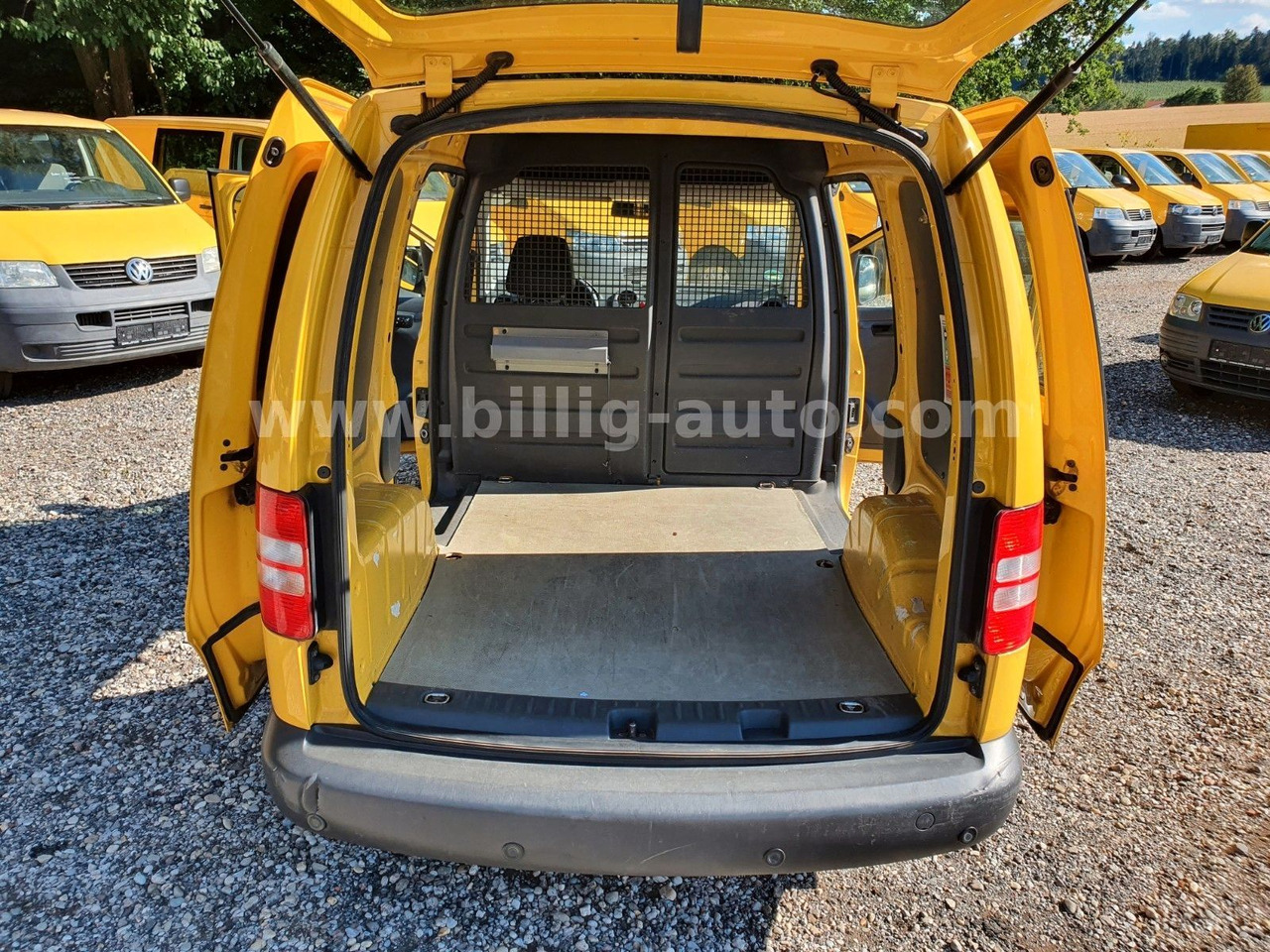 Volkswagen Caddy 2.0 TDI* EURO5*1.Hand*S-heft*2xSchiebetüre - Mikrobuss: pilt 5 Volkswagen Caddy 2.0 TDI* EURO5*1.Hand*S-heft*2xSchiebetüre - Mikrobuss: pilt 5