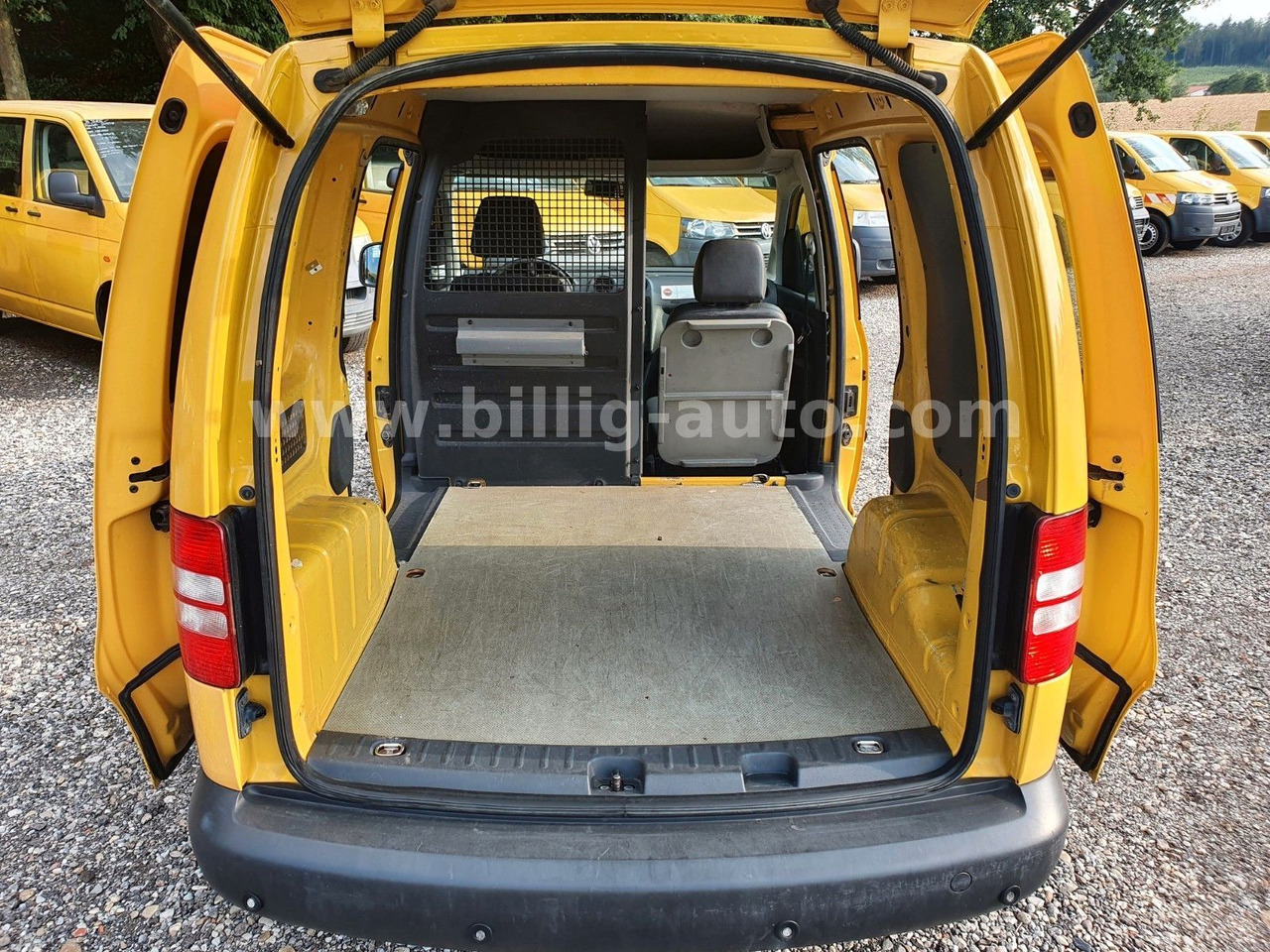 Volkswagen Caddy 2.0 TDI*FLEX-SITZ-PLUS*S-heft*2xS-Türe*EU5 - Mikrobuss: pilt 4 Volkswagen Caddy 2.0 TDI*FLEX-SITZ-PLUS*S-heft*2xS-Türe*EU5 - Mikrobuss: pilt 4